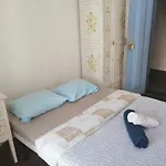 Locals & Лиссабон