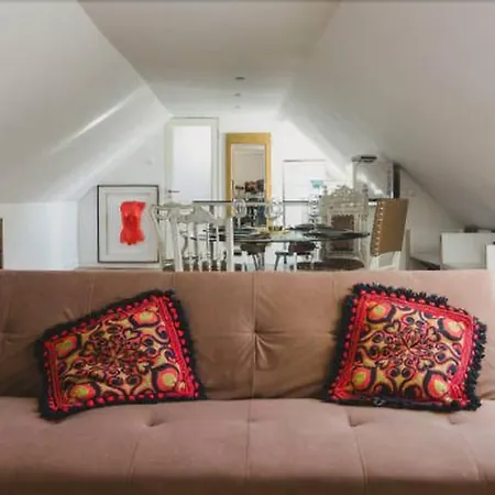 Locals & Хостел