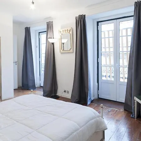 Хостел Locals & Лиссабон