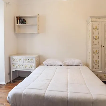 Хостел Locals & Лиссабон