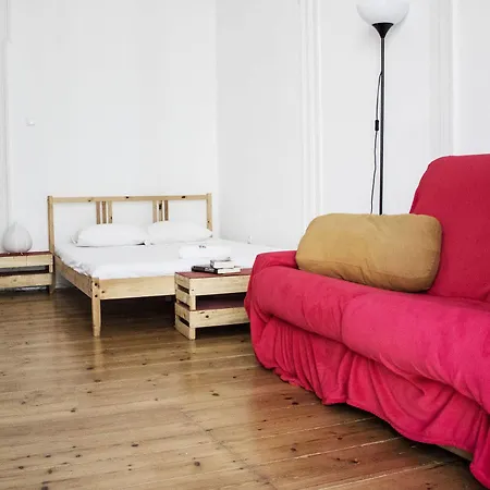 Hostel Locals & Lissabon