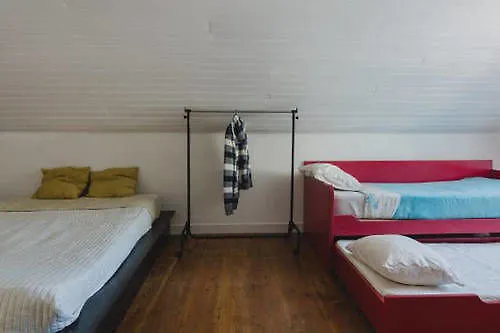 Ostello Locals & Lisbona