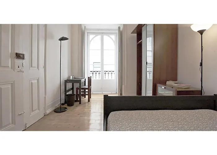 Locals & Ostello Lisbona