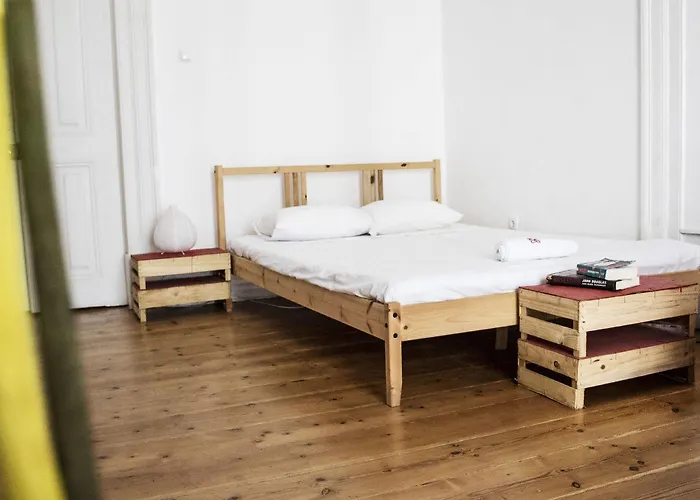 Locals & Ostello Lisbona